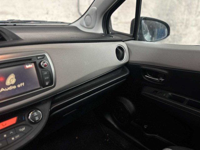 Toyota yaris 1.3 vvti aspiration 2011 98pk, rb-304-d - afbeelding 16 van  28