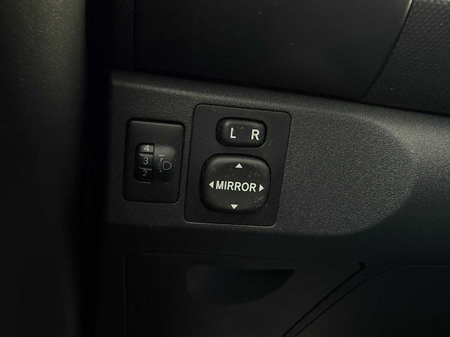 Toyota yaris 1.3 vvti aspiration, 80-jxv-1 - afbeelding 10 van  19