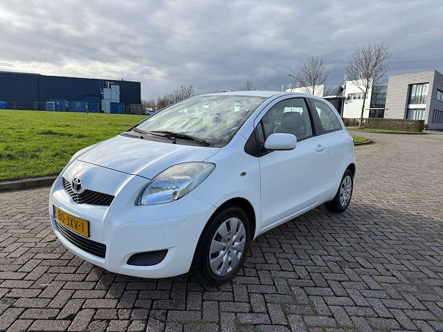 Toyota yaris 1.3 vvti aspiration, 80-jxv-1 - afbeelding 1 van  16