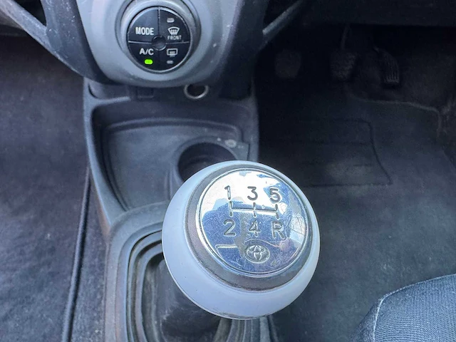 Toyota yaris 1.3 vvti luna, 61-zbz-5 - afbeelding 5 van  13