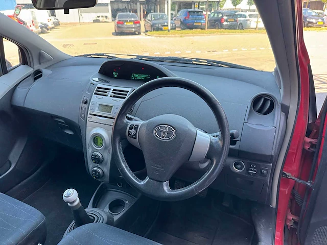 Toyota yaris 1.3 vvti luna, 61-zbz-5 - afbeelding 10 van  13
