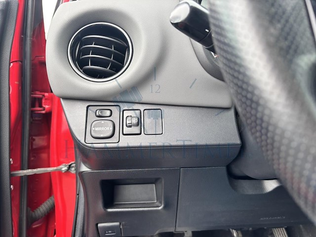 Toyota yaris 1.33i vvt-i comfort and pack style, 2016 - afbeelding 14 van  33
