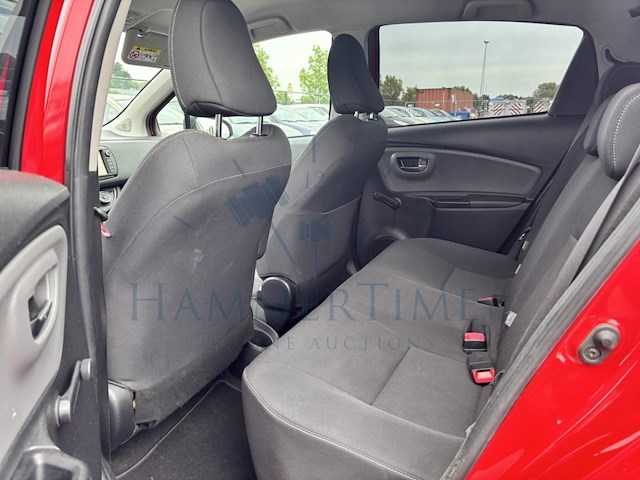 Toyota yaris 1.33i vvt-i comfort and pack style, 2016 - afbeelding 15 van  33