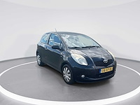 Toyota yaris 1.4 d-4d sol 2007 | 08-xp-bl - afbeelding 11 van  13
