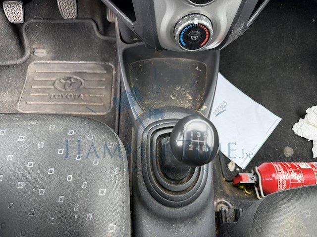 Toyota yaris 1.4 turbo d4d by sparco, 2009 - afbeelding 7 van  34