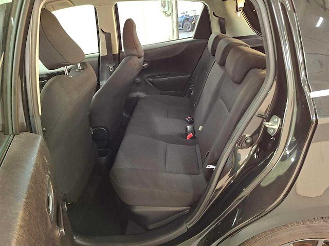 Toyota yaris 1.5 full hybrid aspiration 2014 | 8-tgn-70 - afbeelding 7 van  15