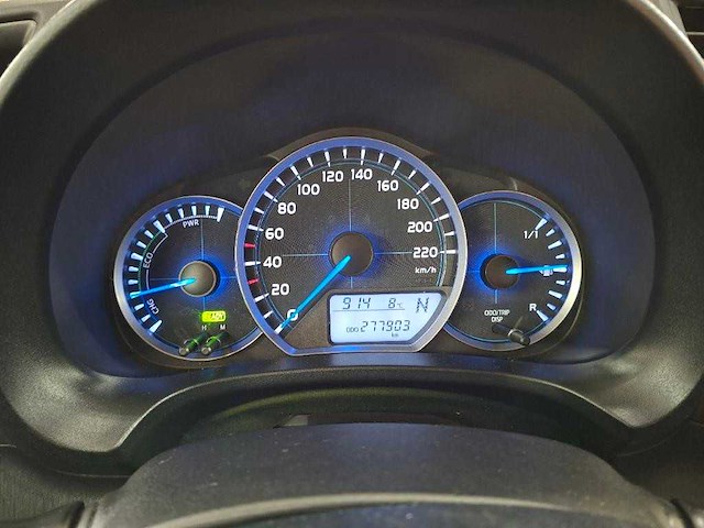 Toyota yaris 1.5 full hybrid aspiration 2014 | 8-tgn-70 - afbeelding 17 van  18
