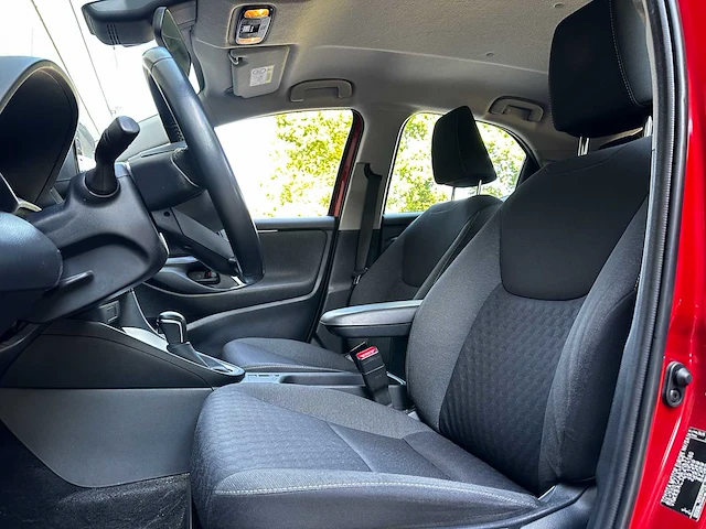 Toyota yaris 1.5 hybrid active 116pk 2021 (origineel-nl + 1e eigenaar), n-181-gp - afbeelding 29 van  64