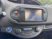 Toyota yaris 1.5 hybrid dynamic automaat, xf-061-t - afbeelding 12 van  16