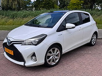 Toyota yaris 1.5 hybrid dynamic automaat, xf-061-t - afbeelding 1 van  16