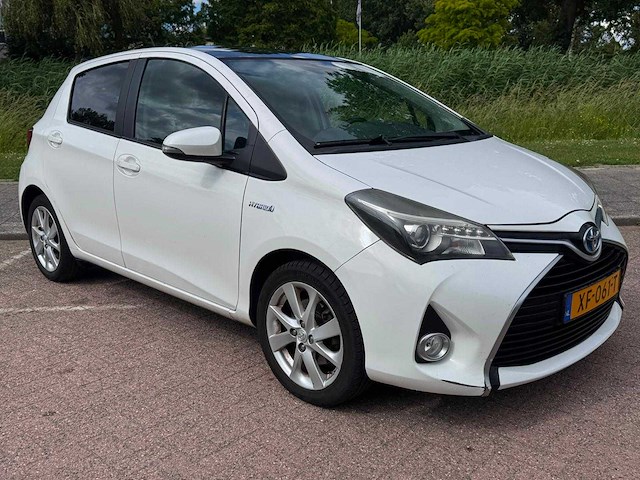Toyota yaris 1.5 hybrid dynamic automaat, xf-061-t - afbeelding 3 van  16