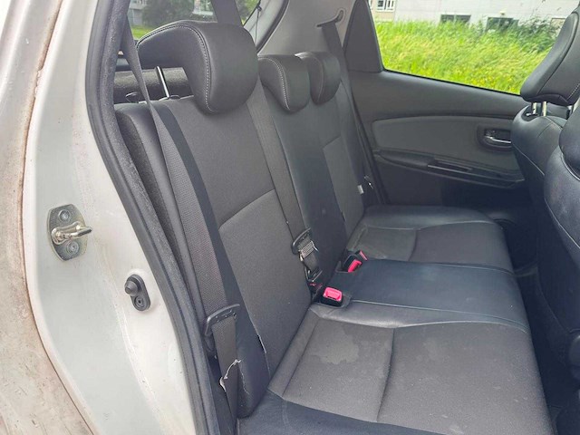 Toyota yaris 1.5 hybrid dynamic automaat, xf-061-t - afbeelding 7 van  16