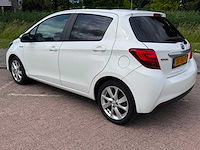 Toyota yaris 1.5 hybrid dynamic automaat, xf-061-t - afbeelding 7 van  12