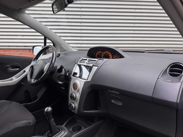 Toyota yaris 1.8 vvti ts, n-278-sh - afbeelding 11 van  13