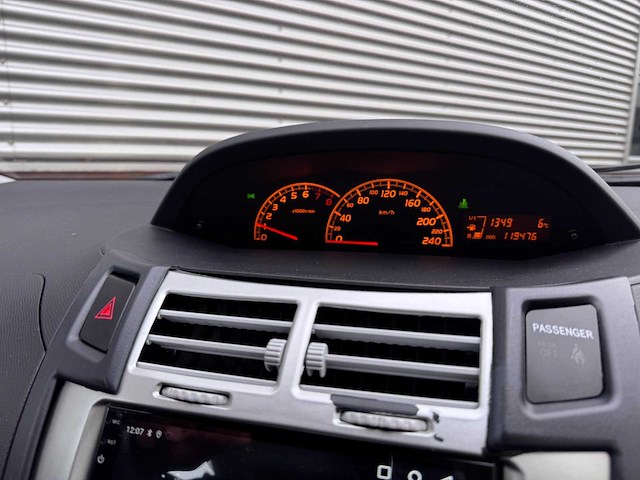 Toyota yaris 1.8 vvti ts, n-278-sh - afbeelding 8 van  16