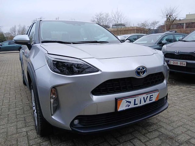 Toyota yaris cross 1.5 hybrid 2wd business edition 2023 | 26-78-40 - afbeelding 2 van  12