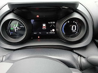 Toyota yaris cross 1.5 hybrid 2wd business edition 2023 | 26-78-40 - afbeelding 10 van  12