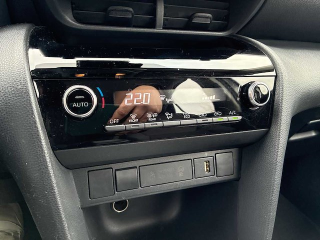 Toyota yaris cross 1.5 hybrid 2wd business edition 2023 | 26-78-75 - afbeelding 19 van  22
