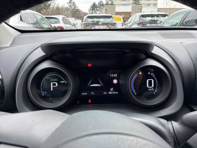 Toyota yaris cross 1.5 hybrid 2wd business edition 2023 | 26-78-75 - afbeelding 6 van  20