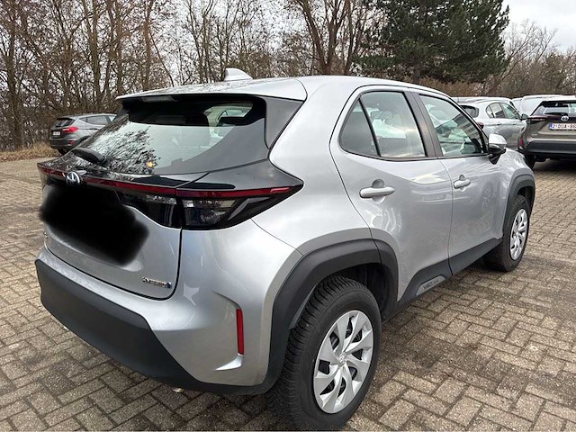 Toyota yaris cross 1.5 hybrid 2wd business edition 2023 | 26-78-75 - afbeelding 11 van  20