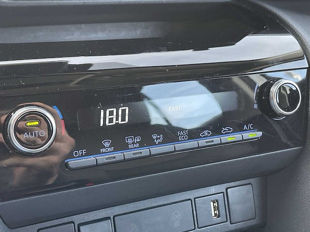 Toyota yaris cross 1.5 hybrid 2wd business edition 2023 | 26-78-75 - afbeelding 5 van  31