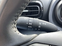 Toyota yaris cross 1.5 hybrid 2wd business edition 2023 | 26-78-75 - afbeelding 18 van  31