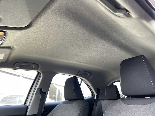 Toyota yaris cross 1.5 hybrid 2wd business edition 2023 | 26-78-75 - afbeelding 8 van  18