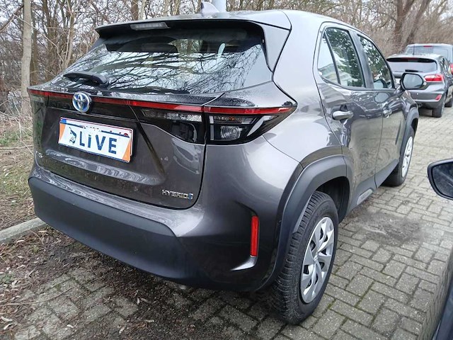 Toyota yaris cross 1.5 hybrid 2wd business edition 2023 | 26-92-69 - afbeelding 11 van  18