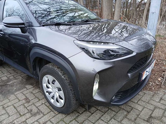 Toyota yaris cross 1.5 hybrid 2wd business edition 2023 | 26-92-69 - afbeelding 10 van  18