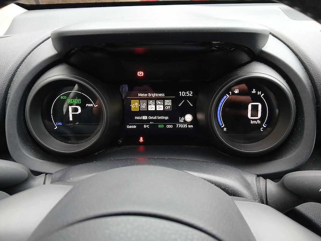 Toyota yaris cross 1.5 hybrid 2wd business edition 2023 | 26-92-69 - afbeelding 13 van  18