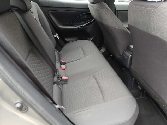 Toyota yaris cross 1.5 hybrid dynamic 2023 | 20-20-64 - afbeelding 16 van  18