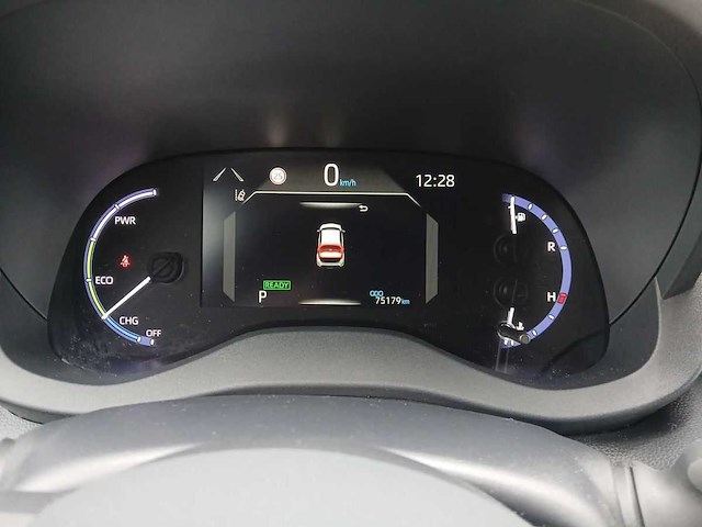 Toyota yaris cross 1.5 hybrid dynamic 2023 | 20-20-64 - afbeelding 8 van  12