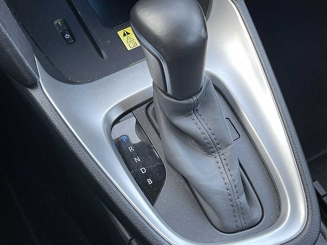 Toyota yaris cross 1.5 hybrid dynamic 2023 | 20-20-64 - afbeelding 9 van  27