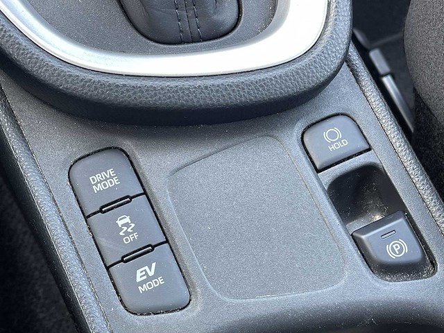 Toyota yaris cross 1.5 hybrid dynamic 2023 | 20-20-64 - afbeelding 21 van  32
