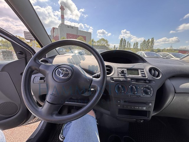 Toyota yaris van 1.0i vvt-i linea natura, 2004 - afbeelding 5 van  34