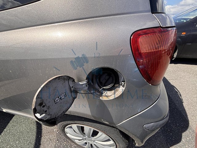 Toyota yaris van 1.0i vvt-i linea natura, 2004 - afbeelding 14 van  34