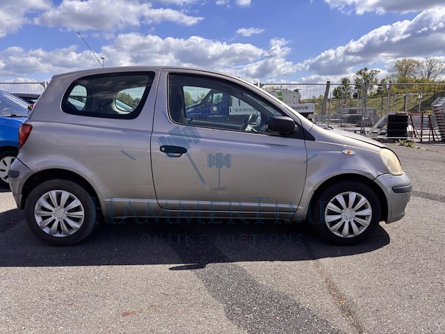 Toyota yaris van 1.0i vvt-i linea natura, 2004 - afbeelding 29 van  34