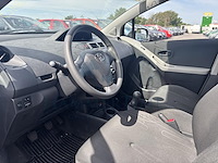 Toyota yaris van 1.0i vvt-i natura,2011 - afbeelding 3 van  32
