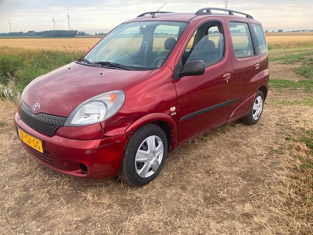 Toyota yaris verso 1.3-16v vvt-i luna, 27-gx-sg - afbeelding 1 van  11