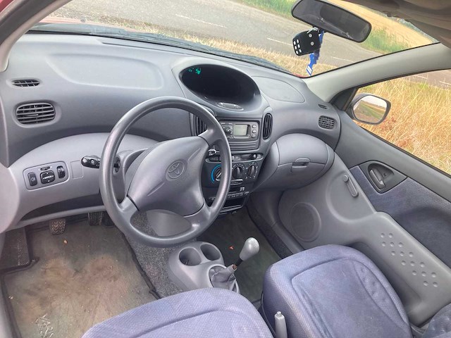 Toyota yaris verso 1.3-16v vvt-i luna, 27-gx-sg - afbeelding 9 van  11