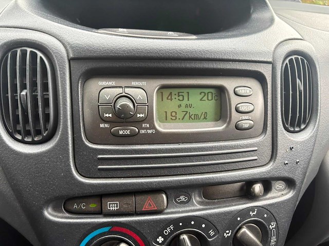 Toyota yaris verso 1.3-16v vvt-i sol , 58-jsn-8 - afbeelding 12 van  20