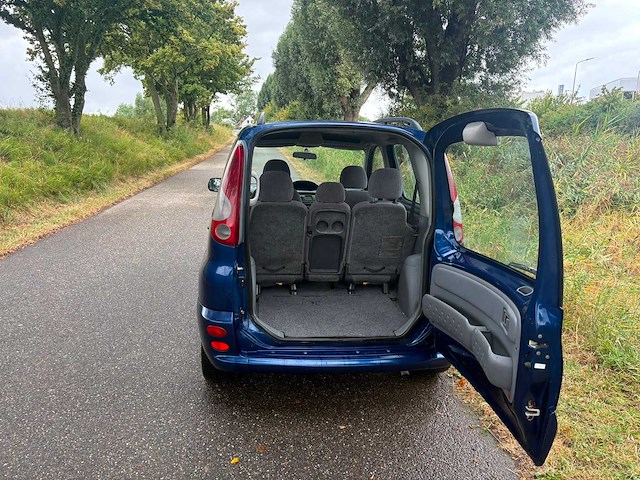 Toyota yaris verso 1.3-16v vvt-i sol , 58-jsn-8 - afbeelding 17 van  20
