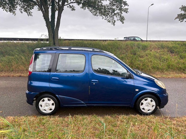 Toyota yaris verso 1.3-16v vvt-i sol , 58-jsn-8 - afbeelding 19 van  20