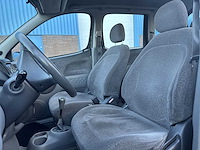 Toyota yaris verso 1.5-16v vvt-i sol 2001 | 33-gn-fs - afbeelding 17 van  22