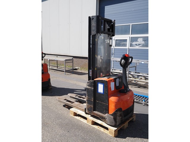 Toyota - afbeelding 2 van  9