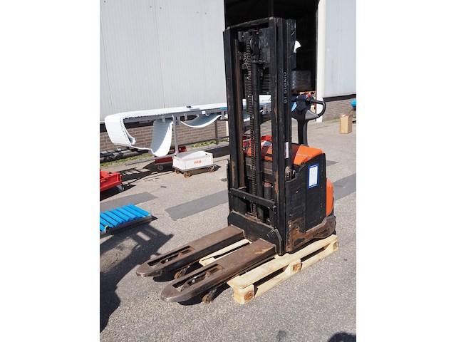 Toyota - afbeelding 1 van  9