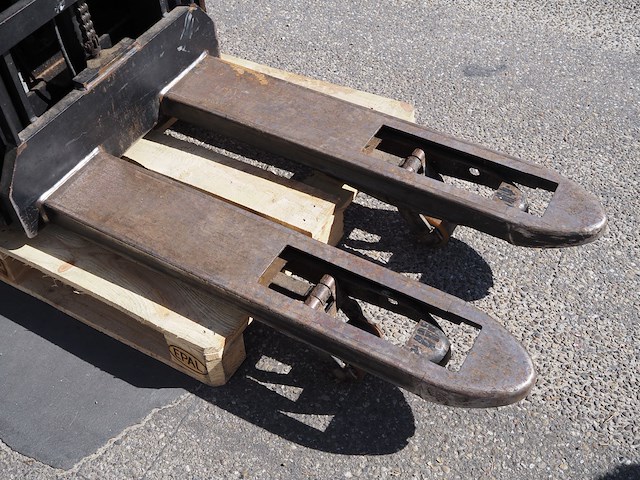 Toyota - afbeelding 5 van  9