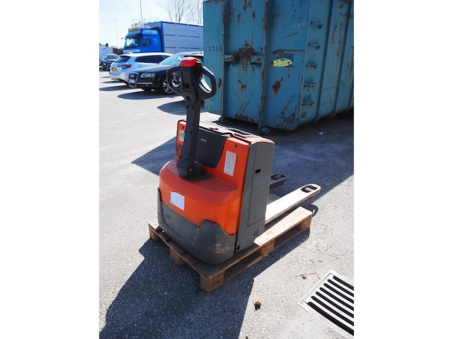 Toyota - afbeelding 4 van  8