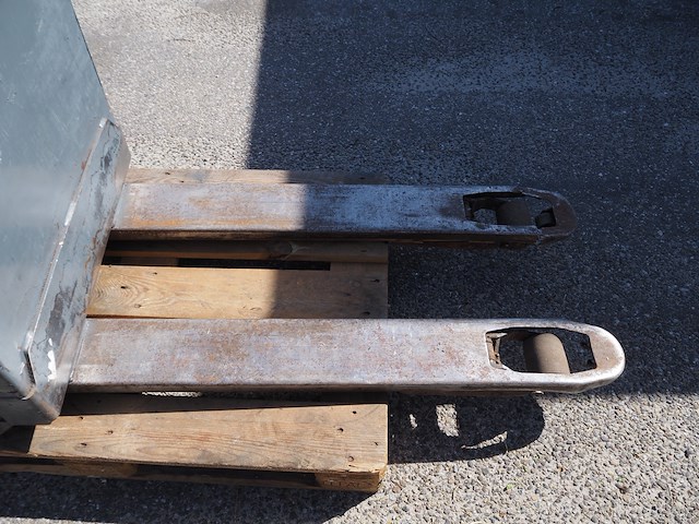 Toyota - afbeelding 5 van  8