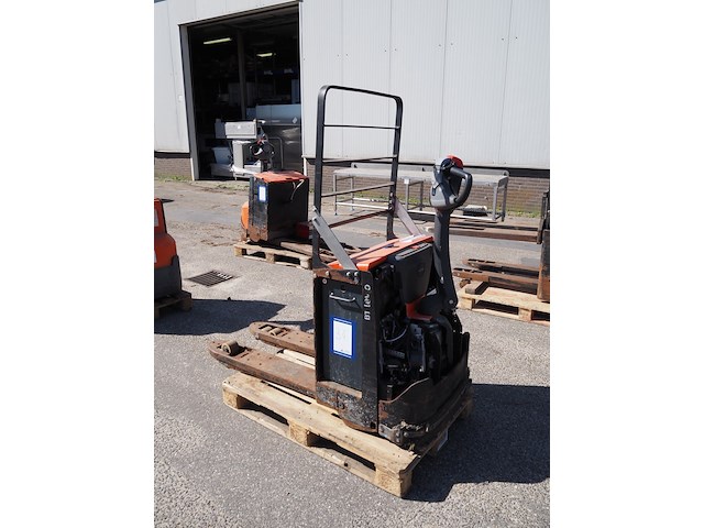 Toyota - afbeelding 1 van  9